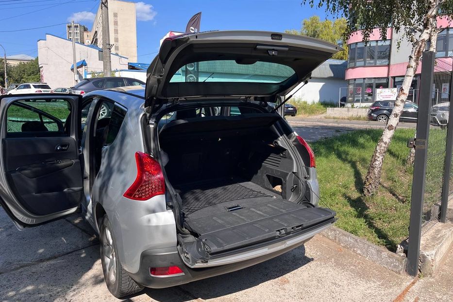 Продам Peugeot 3008 2011 года в Черновцах