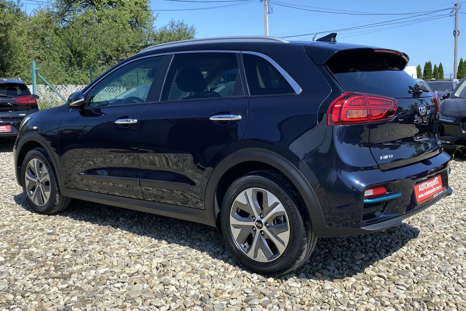 Продам Kia Niro 64 кВт Макс. комплектація 2020 года в Львове