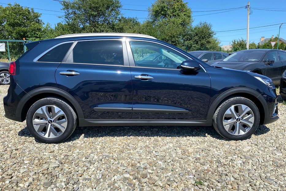 Продам Kia Niro 64 кВт Макс. комплектація 2020 года в Львове