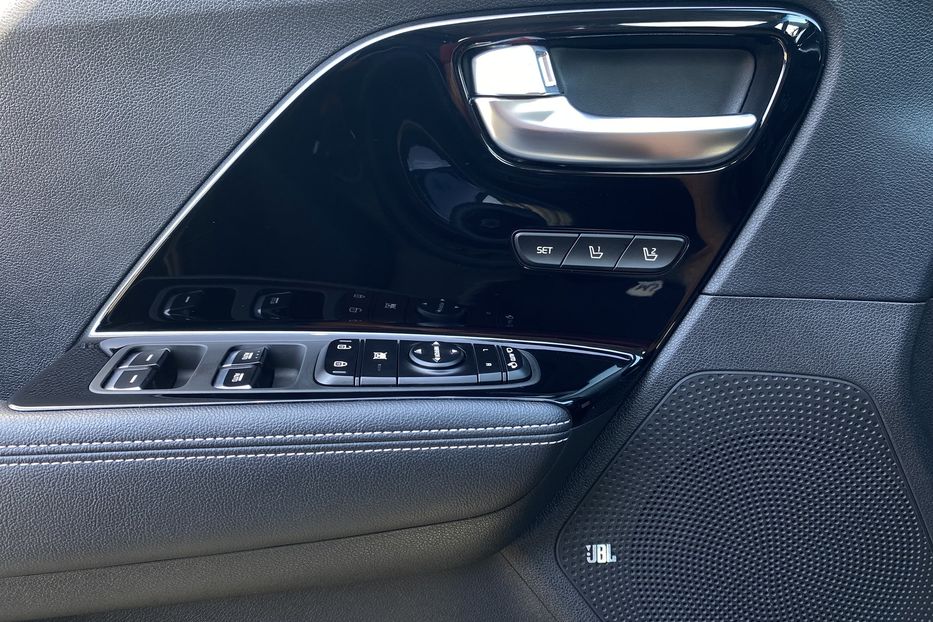 Продам Kia Niro 64 кВт Макс. комплектація 2020 года в Львове