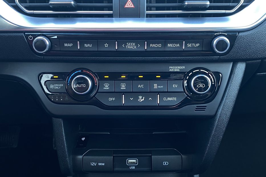 Продам Kia Niro 64 кВт Макс. комплектація 2020 года в Львове