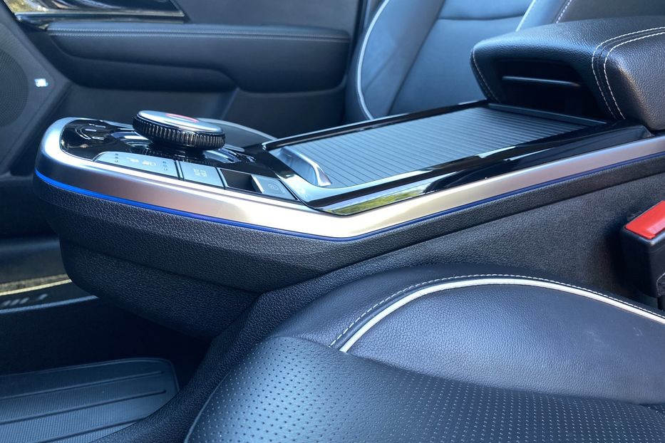 Продам Kia Niro 64 кВт Макс. комплектація 2020 года в Львове