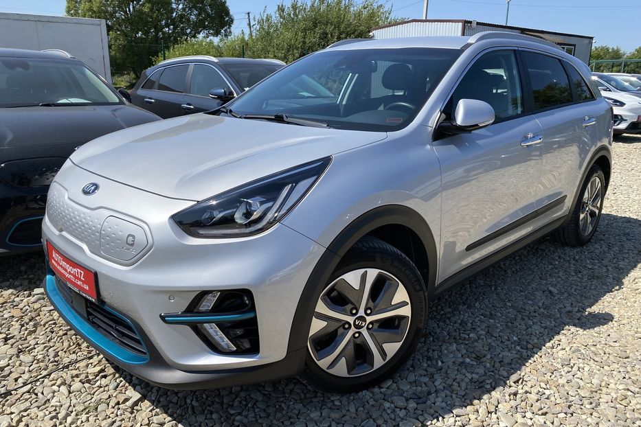 Продам Kia Niro 64 кВт Макс. комплектація 2020 года в Львове