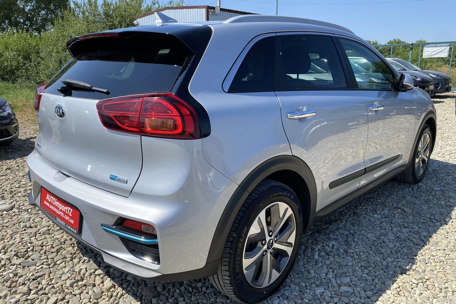Продам Kia Niro 64 кВт Макс. комплектація 2020 года в Львове