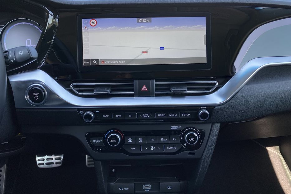 Продам Kia Niro 64 кВт Макс. комплектація 2020 года в Львове