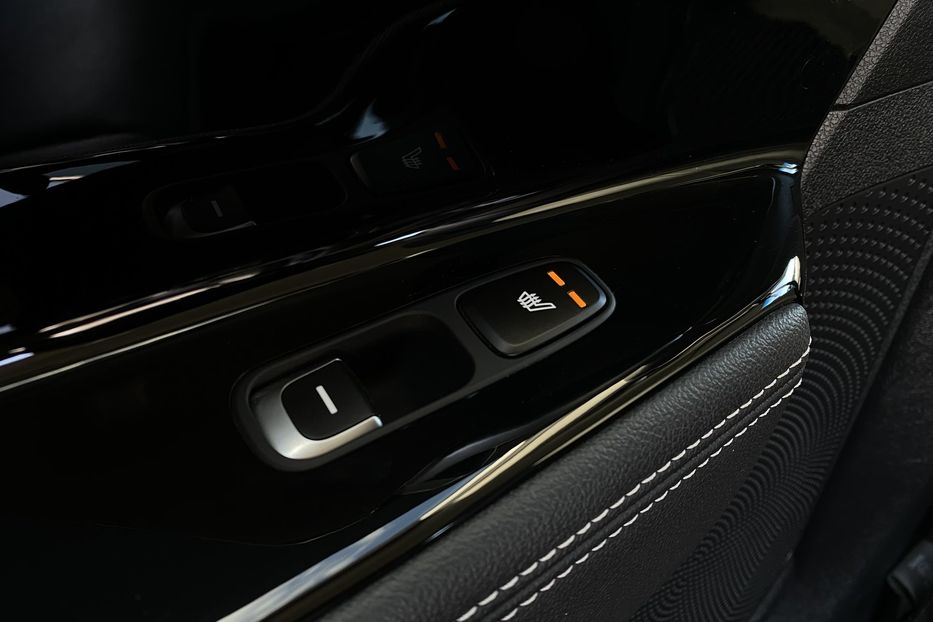 Продам Kia Niro 64 кВт Макс. комплектація 2020 года в Львове
