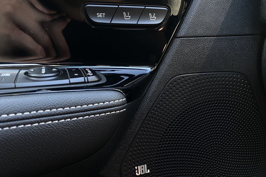 Продам Kia Niro 64 кВт Макс. комплектація 2020 года в Львове