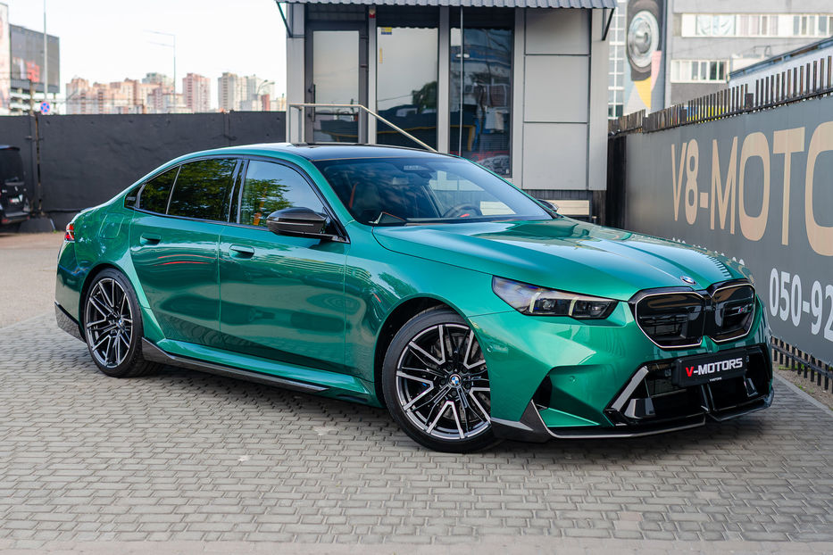 Продам BMW M5 Hybrid MXdrive 2024 года в Киеве