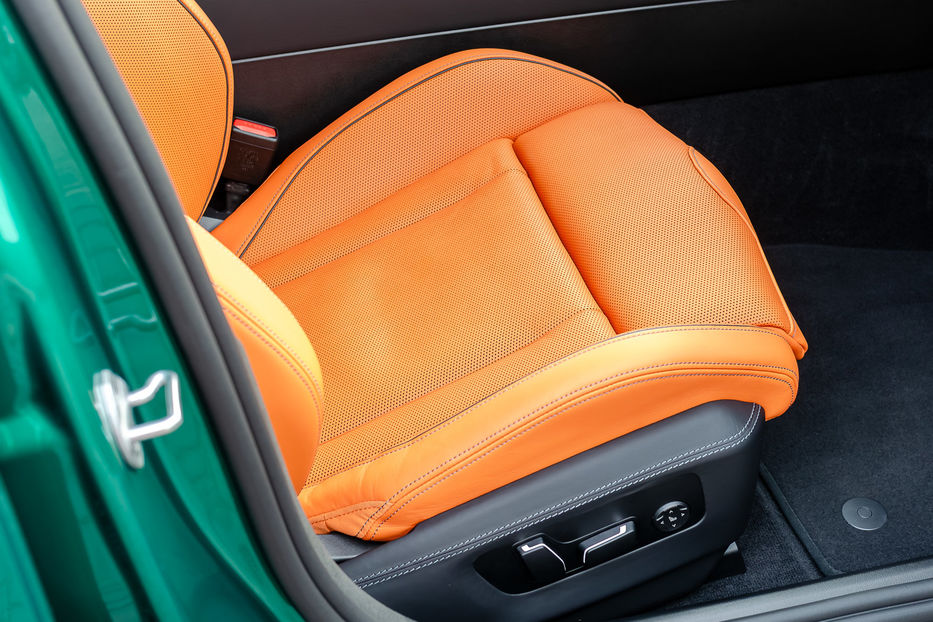 Продам BMW M5 Hybrid MXdrive 2024 года в Киеве