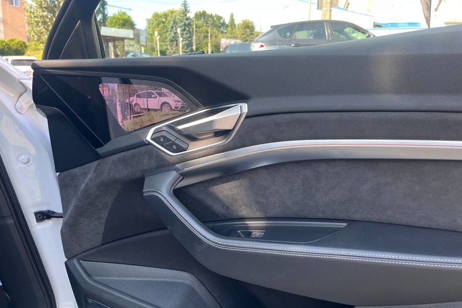 Продам Audi E-Tron 2020 года в Черновцах