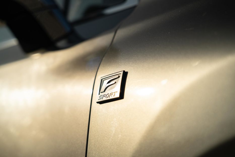 Продам Lexus NX 200 t 2017 года в Черновцах