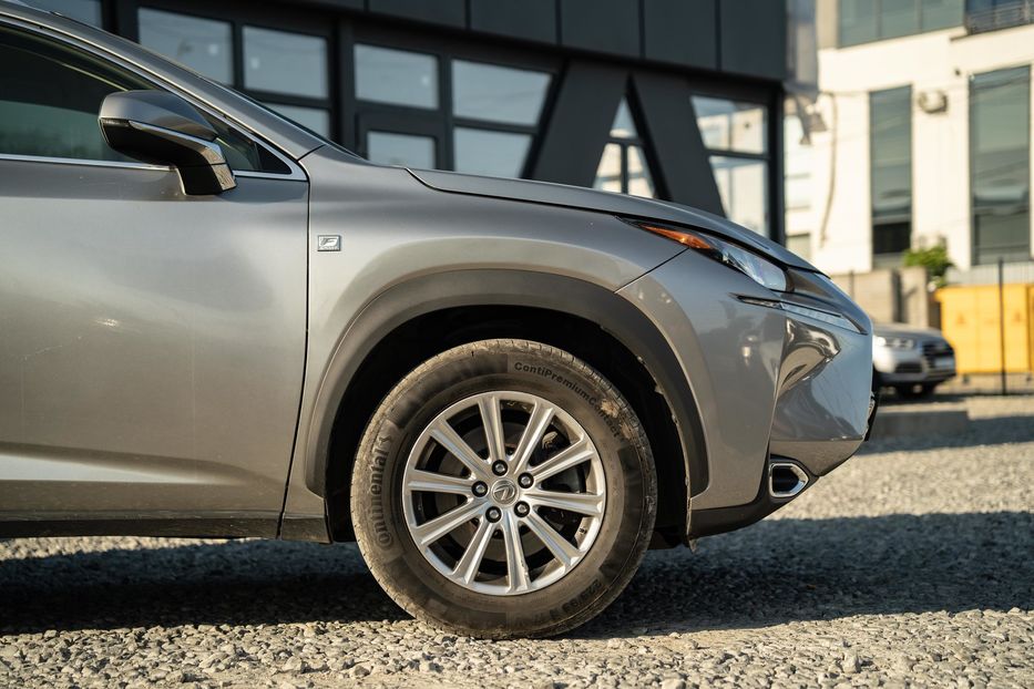 Продам Lexus NX 200 t 2017 года в Черновцах