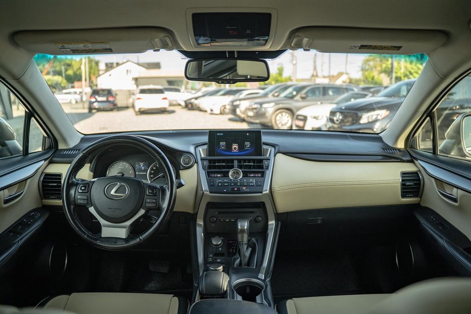 Продам Lexus NX 200 t 2017 года в Черновцах