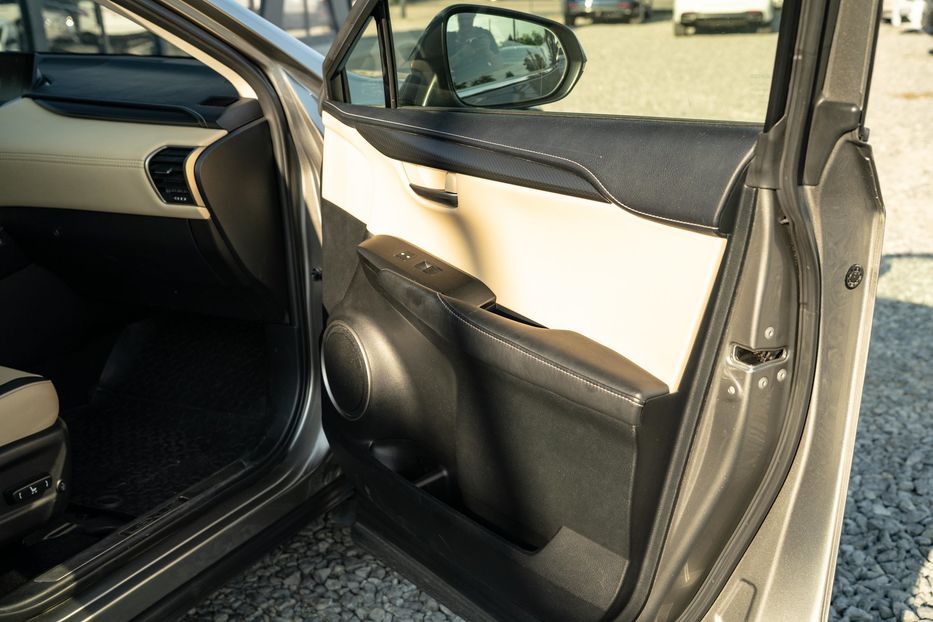 Продам Lexus NX 200 t 2017 года в Черновцах