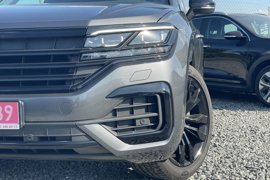 Продам Volkswagen Touareg 2021 года в Львове