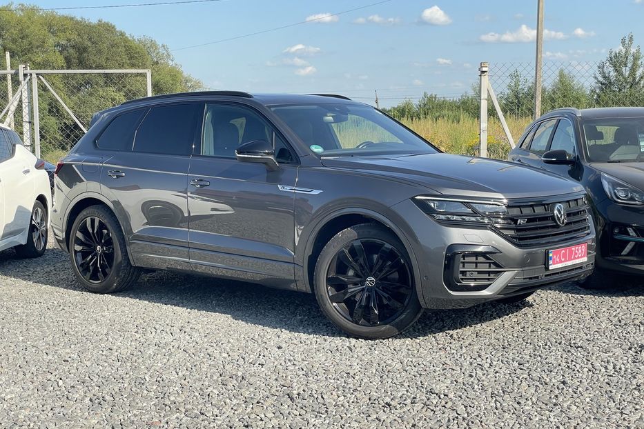 Продам Volkswagen Touareg 2021 года в Львове