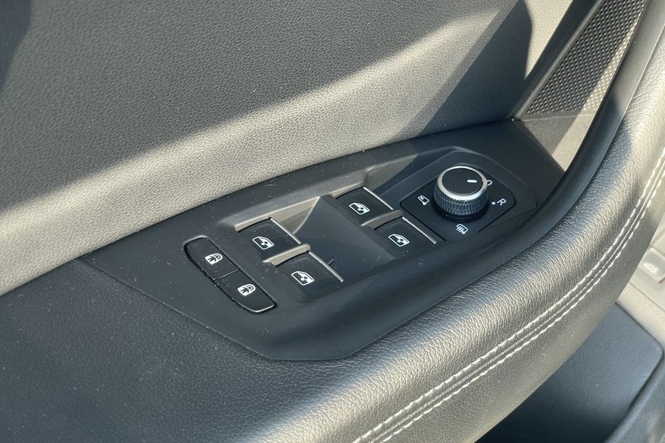 Продам Volkswagen Touareg 2021 года в Львове