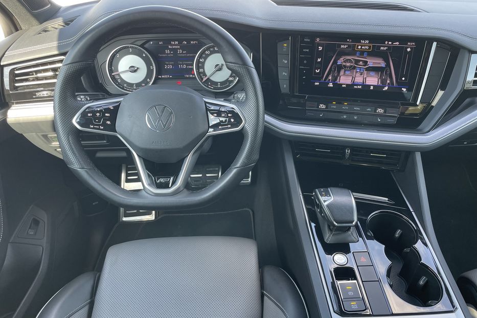 Продам Volkswagen Touareg 2021 года в Львове