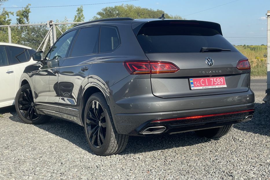 Продам Volkswagen Touareg 2021 года в Львове