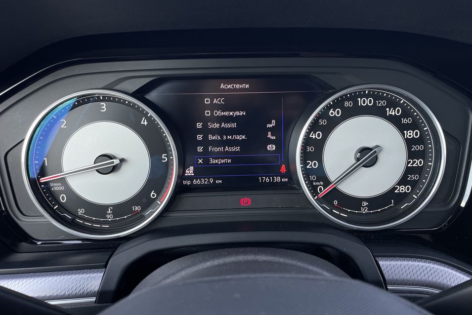 Продам Volkswagen Touareg 2021 года в Львове