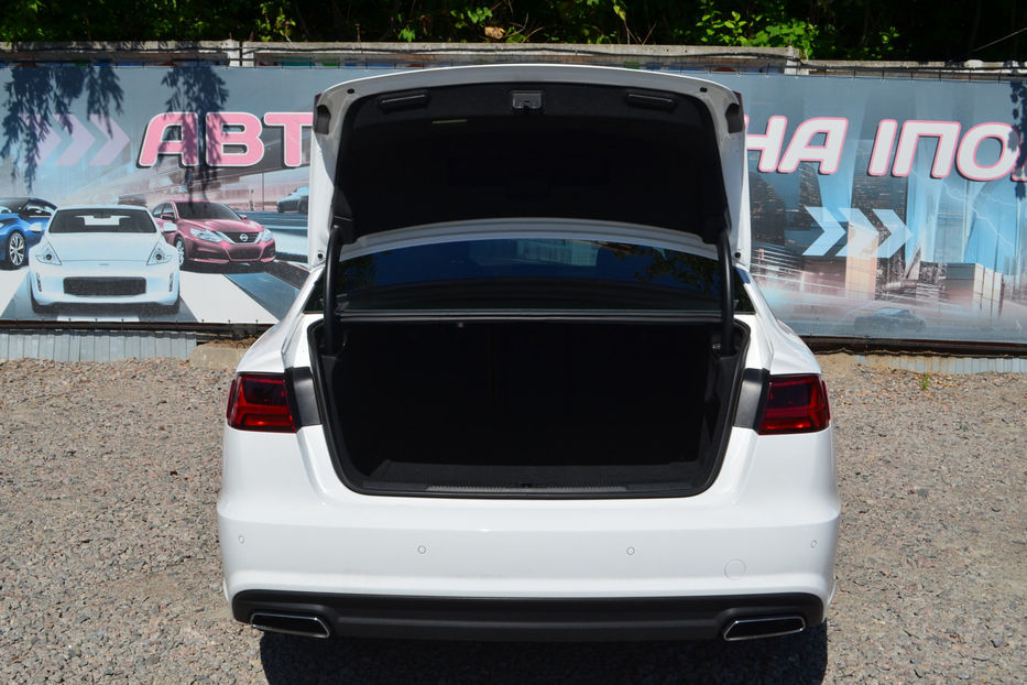 Продам Audi A6 2018 года в Киеве