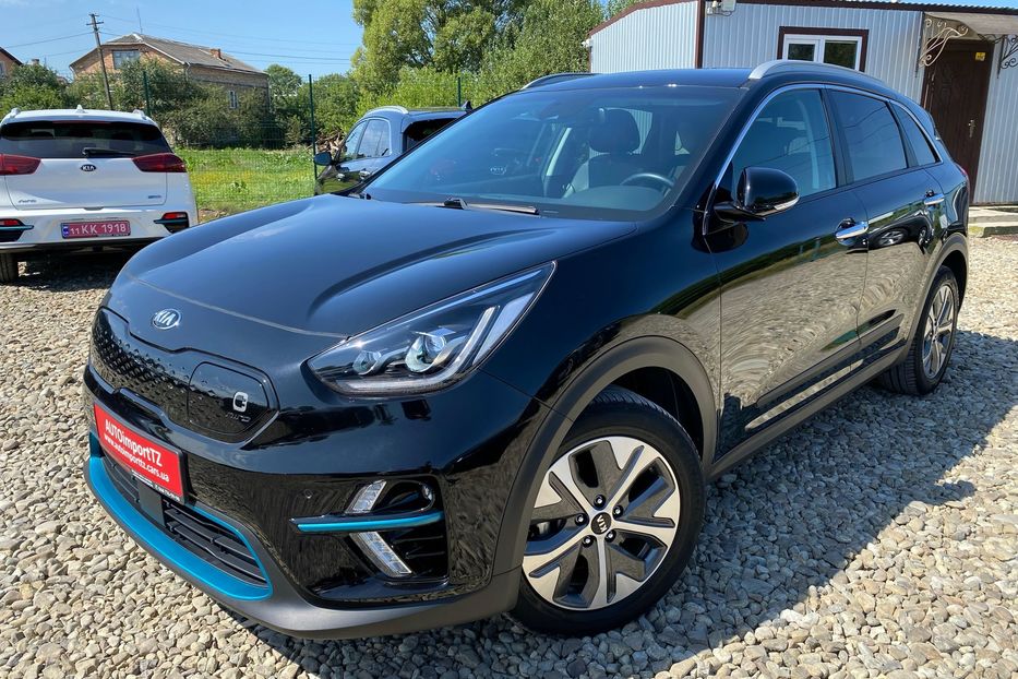Продам Kia Niro 64 кВт Макс. комплектація 2020 года в Львове