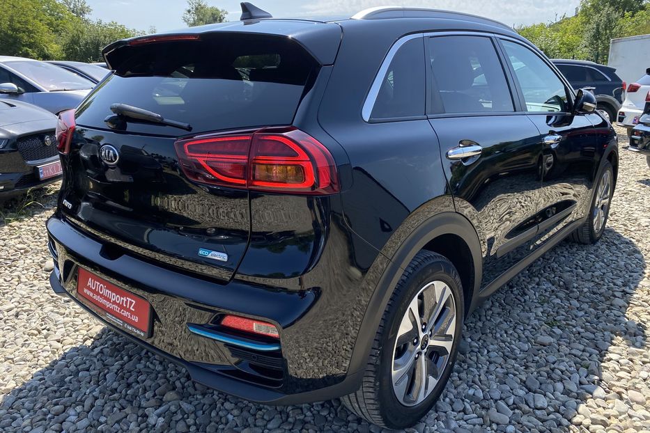 Продам Kia Niro 64 кВт Макс. комплектація 2020 года в Львове