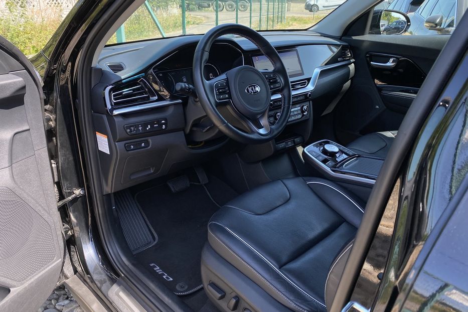 Продам Kia Niro 64 кВт Макс. комплектація 2020 года в Львове