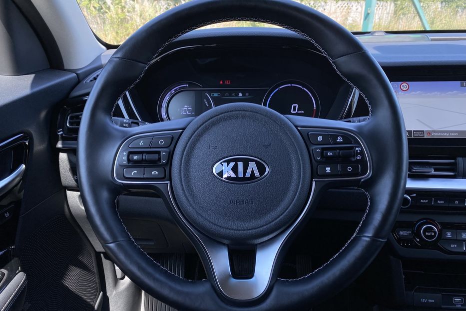 Продам Kia Niro 64 кВт Макс. комплектація 2020 года в Львове