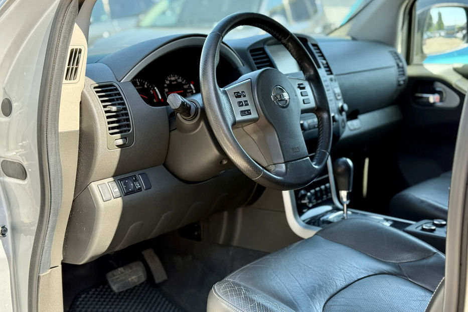 Продам Nissan Pathfinder 2013 года в Киеве