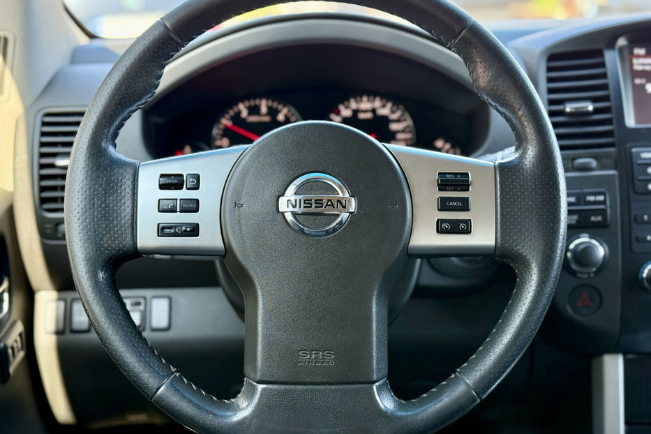 Продам Nissan Pathfinder 2013 года в Киеве