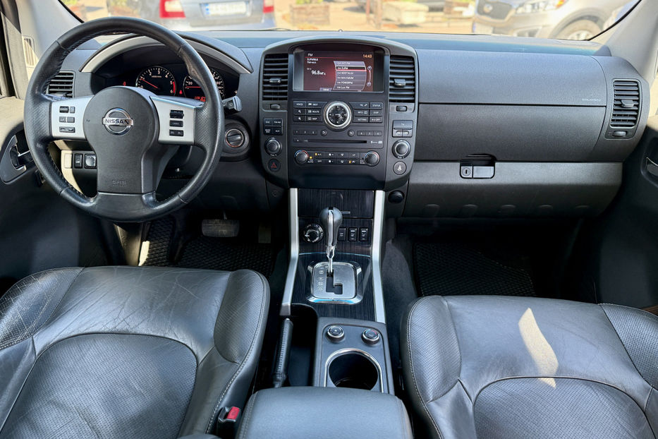 Продам Nissan Pathfinder 2013 года в Киеве