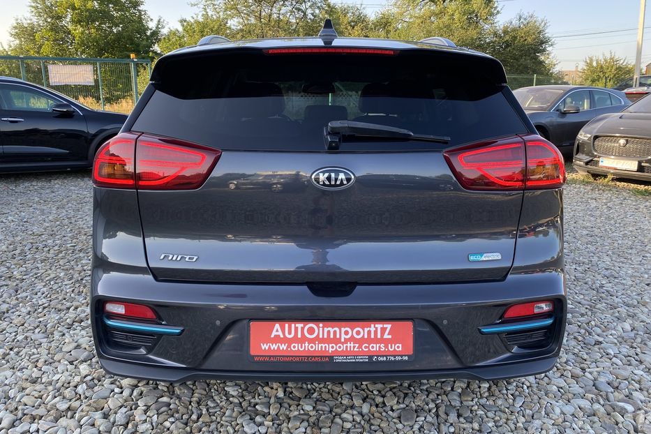 Продам Kia Niro 64 кВт Макс. комплектація 2020 года в Львове