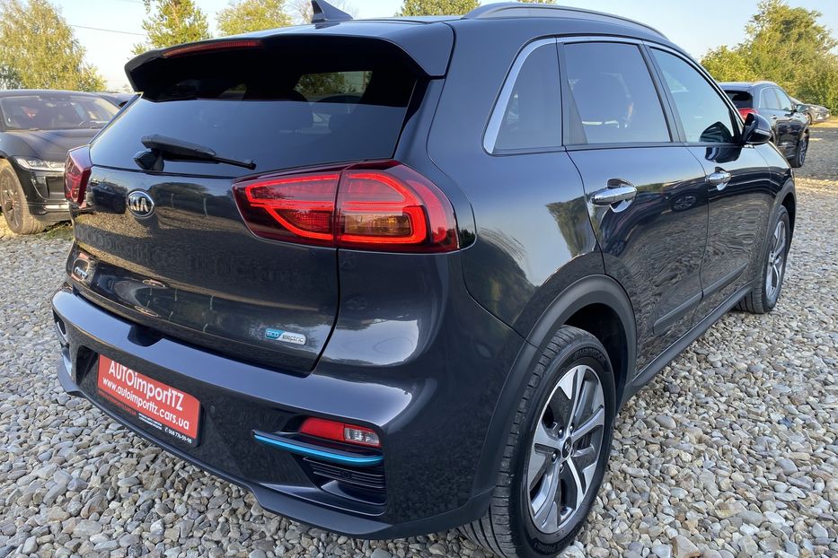 Продам Kia Niro 64 кВт Макс. комплектація 2020 года в Львове