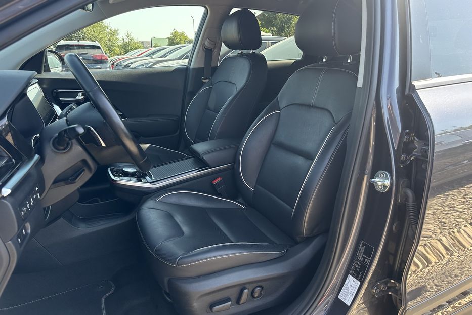 Продам Kia Niro  64 кВт Макс. комплектація 2020 года в Львове
