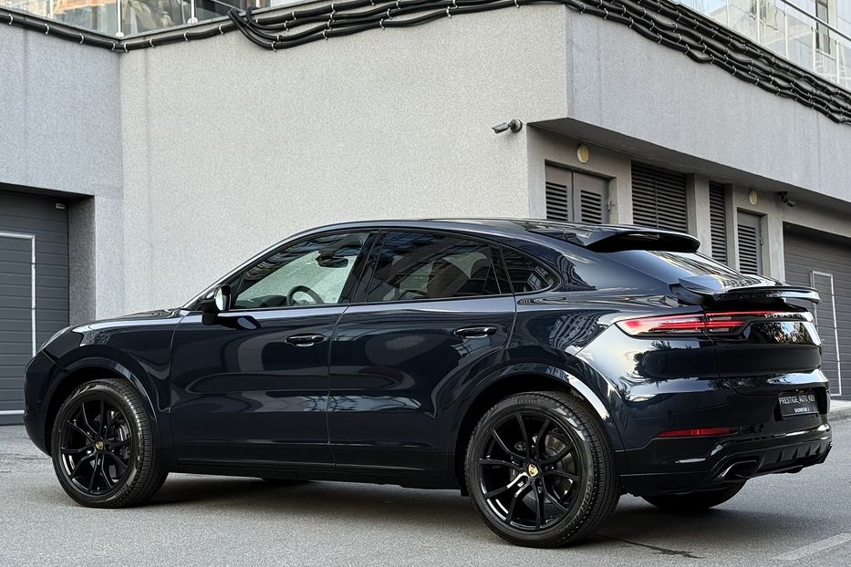 Продам Porsche Cayenne COUPE 2023 года в Киеве