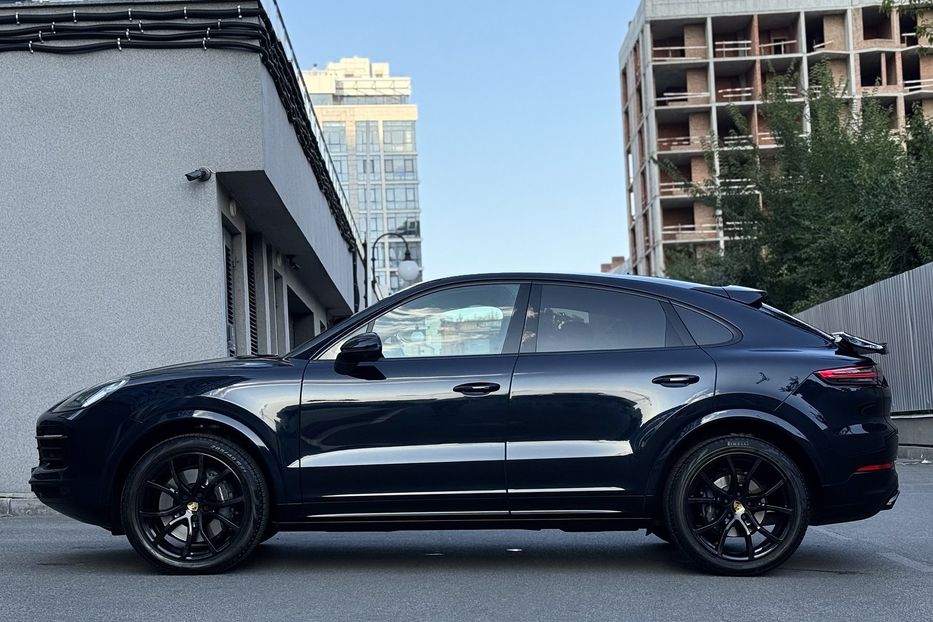 Продам Porsche Cayenne COUPE 2023 года в Киеве