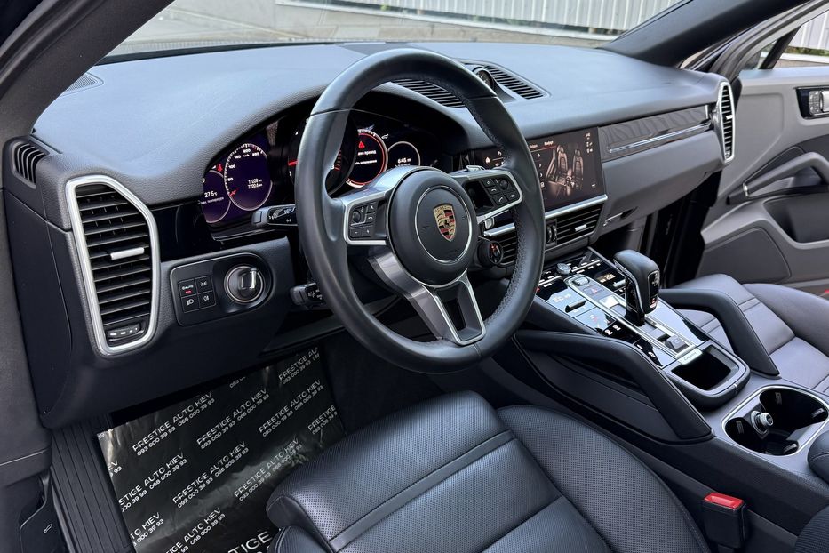 Продам Porsche Cayenne COUPE 2023 года в Киеве