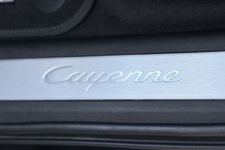 Продам Porsche Cayenne COUPE 2023 года в Киеве