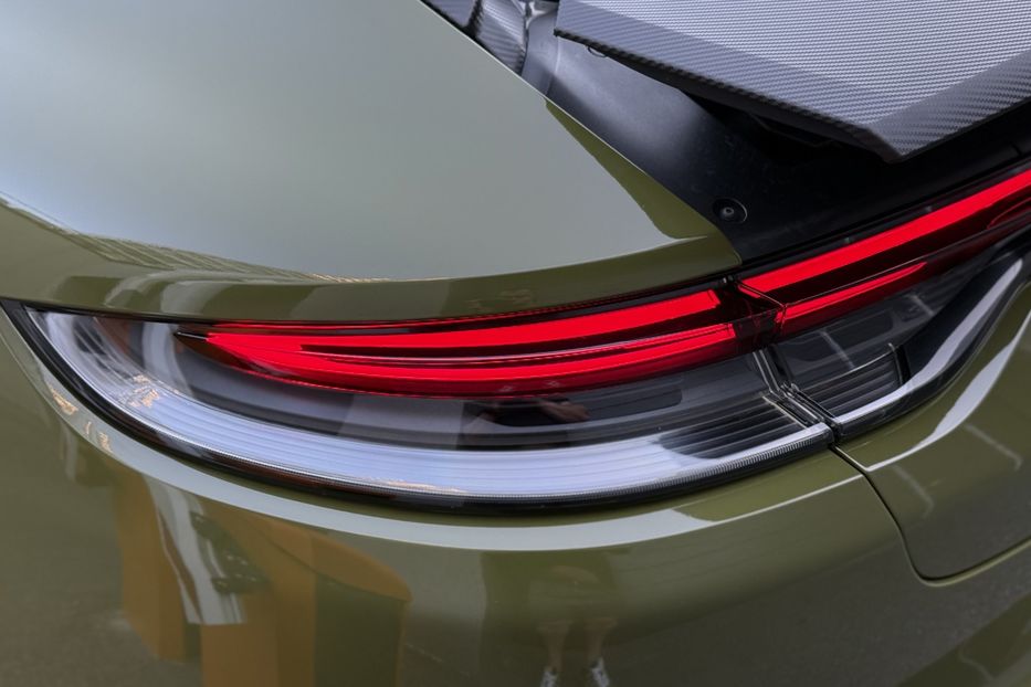 Продам Porsche Panamera 4 E-Hybrid 2021 года в Киеве
