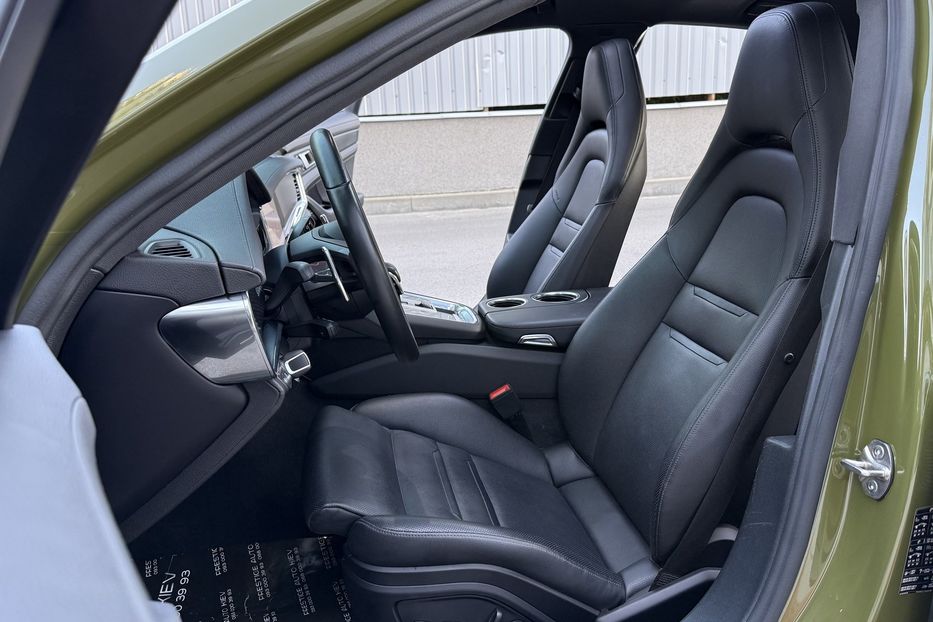 Продам Porsche Panamera 4 E-Hybrid 2021 года в Киеве