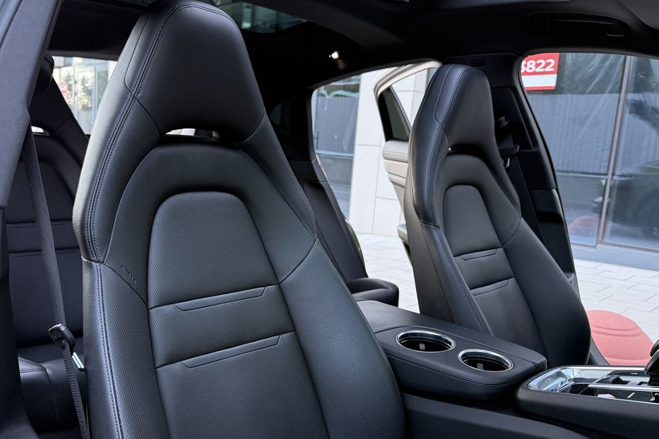 Продам Porsche Panamera 4 E-Hybrid 2021 года в Киеве