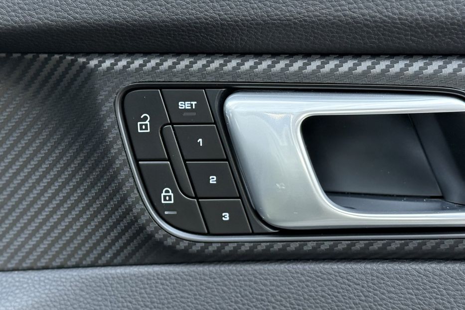 Продам Porsche Panamera 4 E-Hybrid 2021 года в Киеве