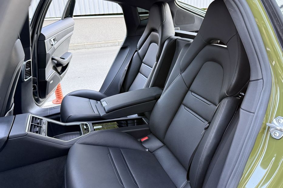 Продам Porsche Panamera 4 E-Hybrid 2021 года в Киеве