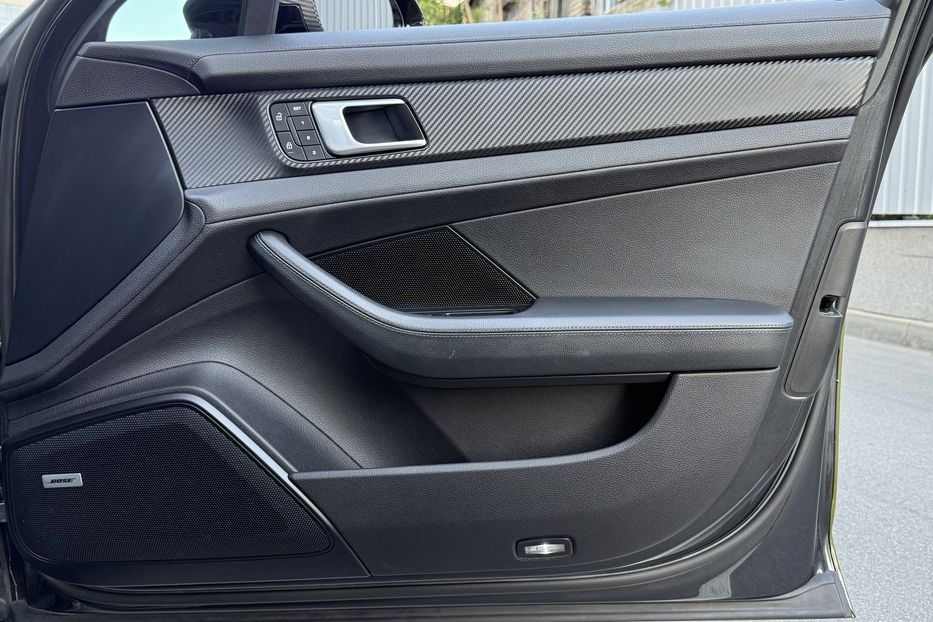 Продам Porsche Panamera 4 E-Hybrid 2021 года в Киеве