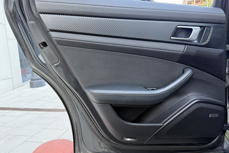 Продам Porsche Panamera 4 E-Hybrid 2021 года в Киеве