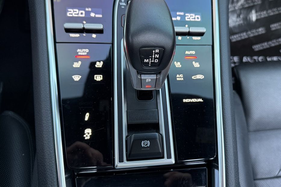 Продам Porsche Panamera 4 E-Hybrid 2021 года в Киеве