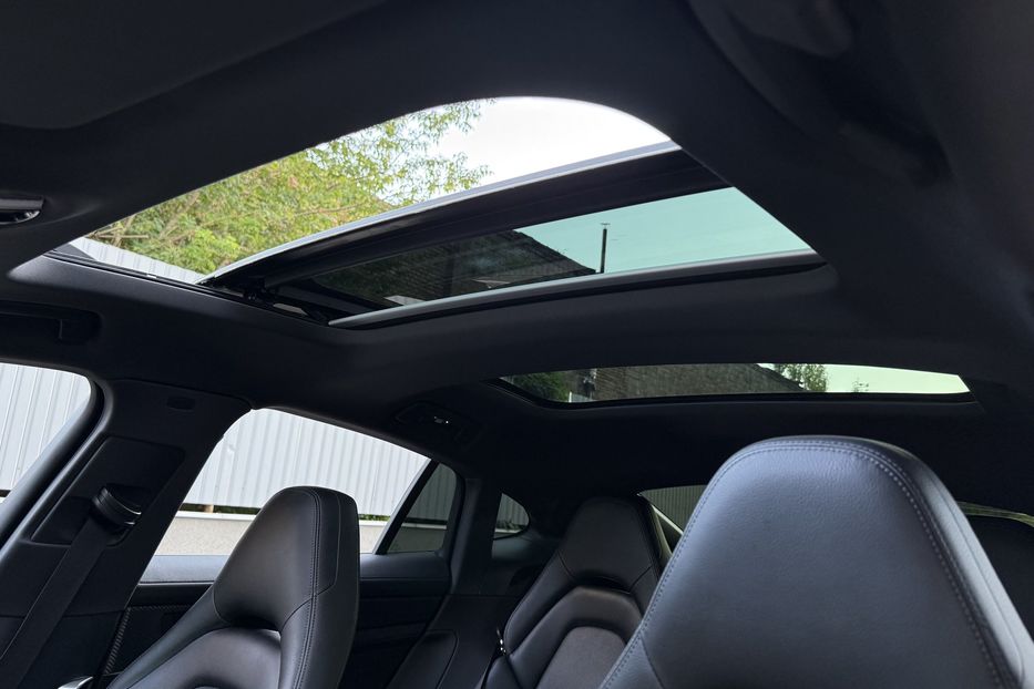 Продам Porsche Panamera 4 E-Hybrid 2021 года в Киеве