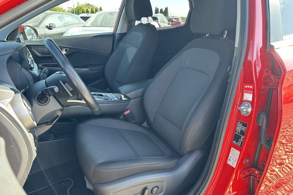 Продам Hyundai Kona 64кВтСліпізониПдгрівсиднькерма 2022 года в Львове