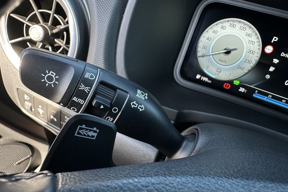 Продам Hyundai Kona 64кВтСліпізониПдгрівсиднькерма 2022 года в Львове
